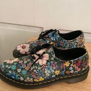 Doc Martens Wanderlust Oxford Women’s